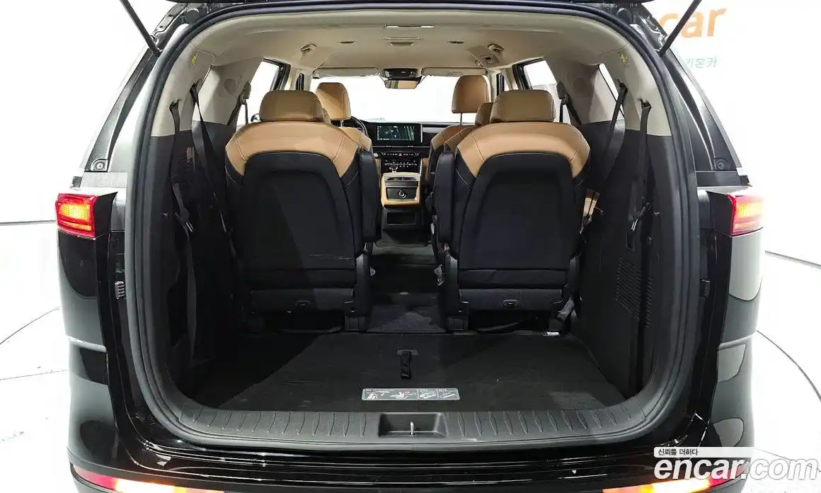 Kia Carnival 2021 2.2 автомат (гидро), фото 26