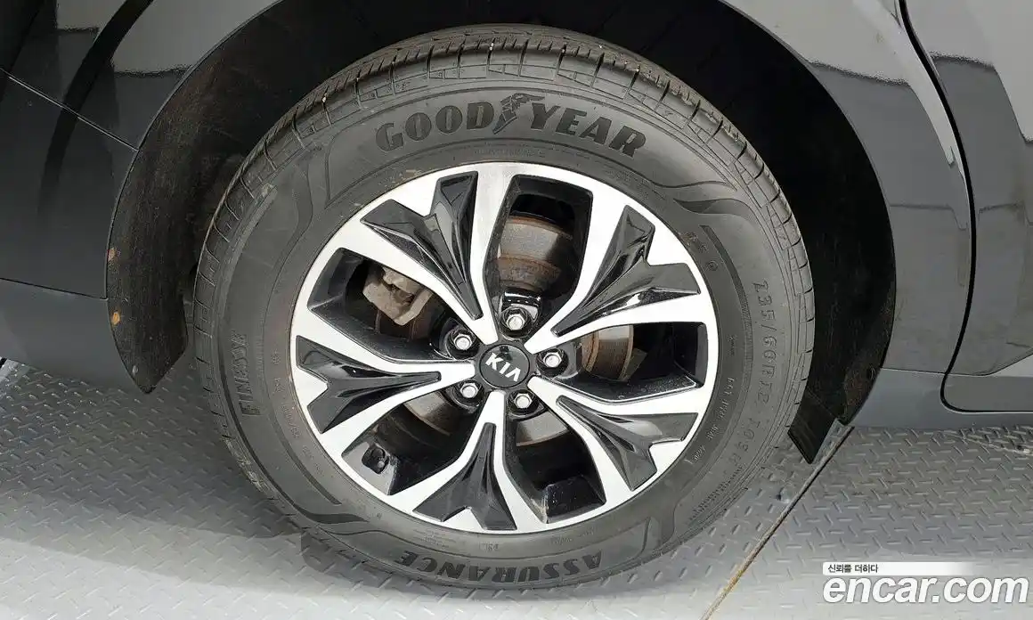 Kia Carnival 2021 2.2 автомат (гидро), фото 5