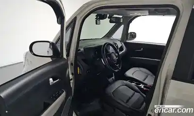 Kia Ray 2023 0.1 автомат (гидро), миниатюра 12