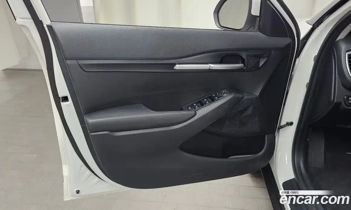 Kia Seltos 2022 1.6 автомат (гидро), фото 14