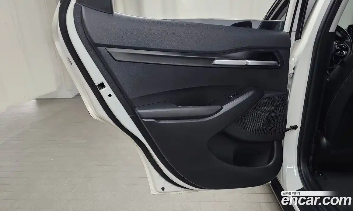 Kia Seltos 2022 1.6 автомат (гидро), фото 15