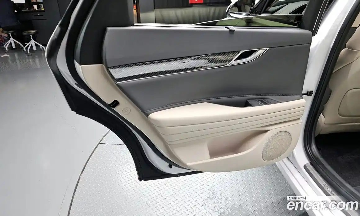 Genesis G80 2023 2.5 автомат (гидро), фото 15