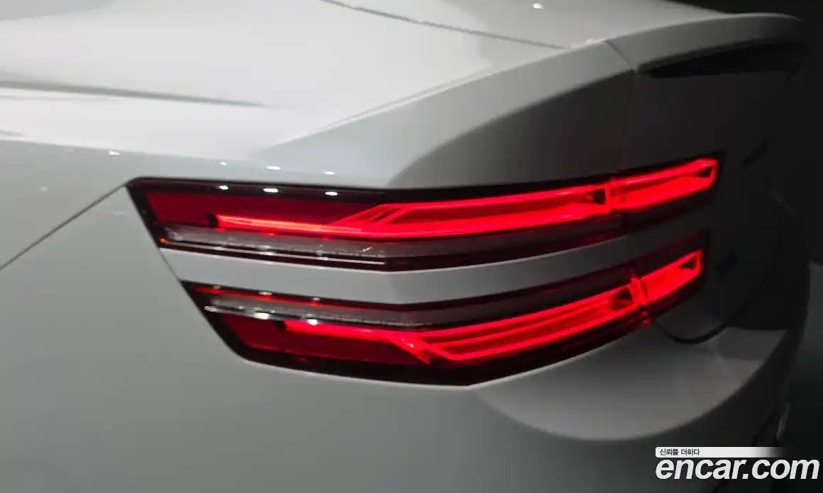 Genesis G80 2023 2.5 автомат (гидро), фото 9