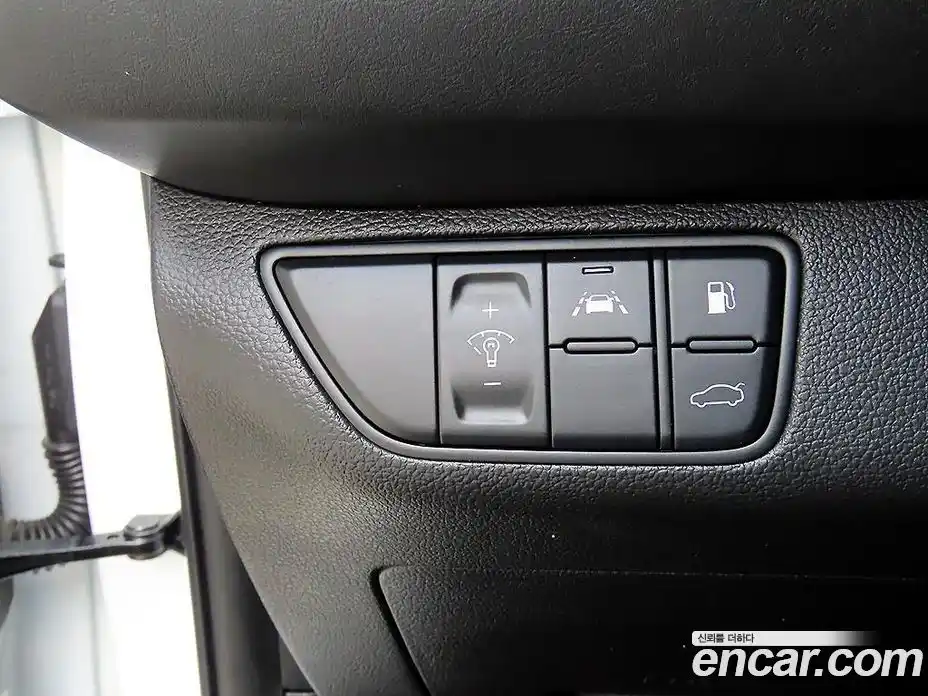 Genesis G70 2020 2.0 автомат (гидро), фото 12