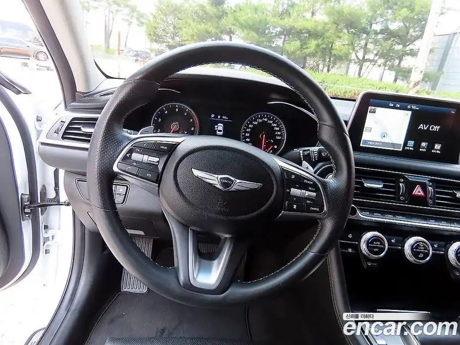 Genesis G70 2020 2.0 автомат (гидро), фото 8