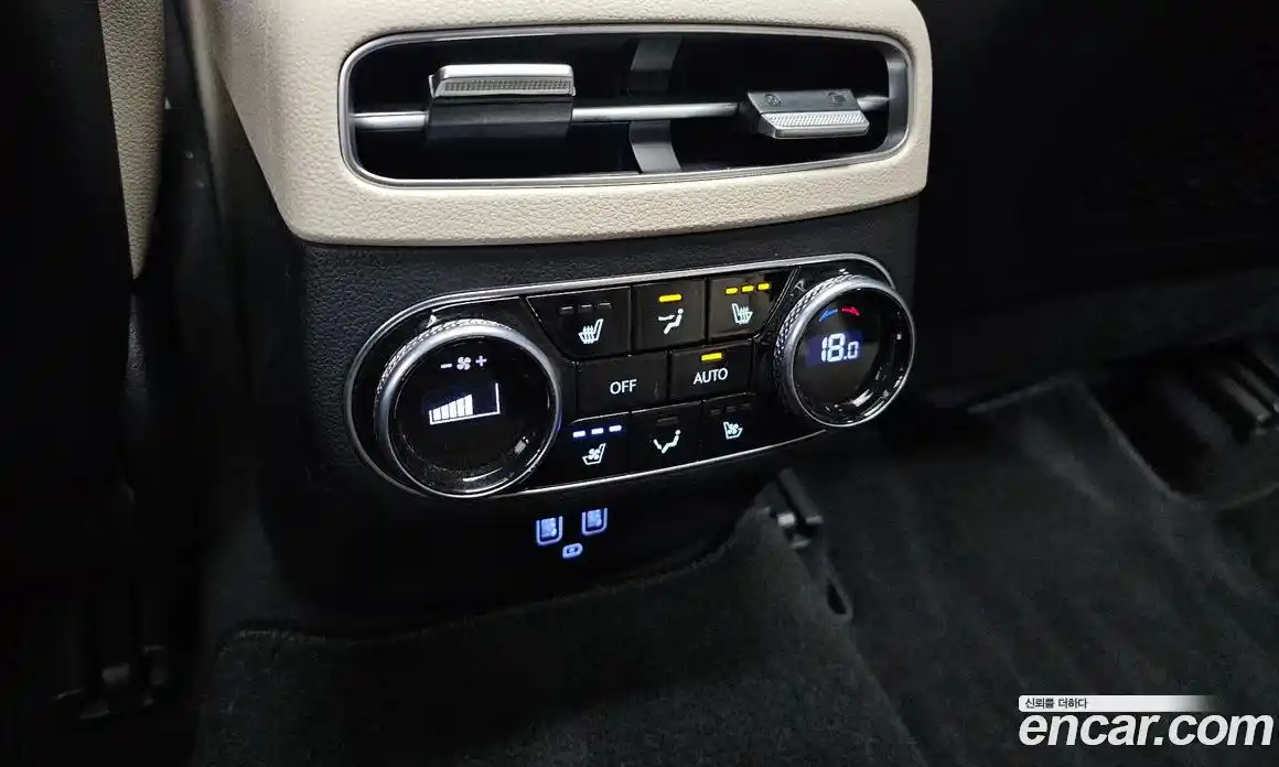 Genesis GV70 2021 2.5 автомат (гидро), фото 25