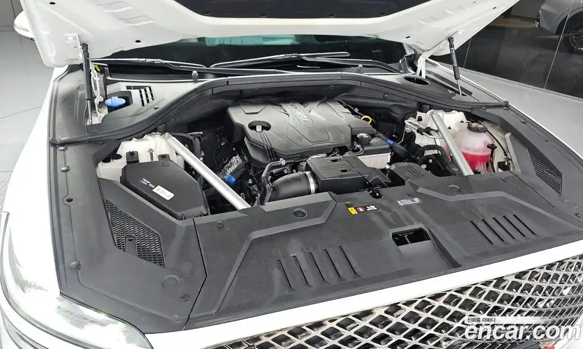 Genesis GV70 2021 2.5 автомат (гидро), фото 6