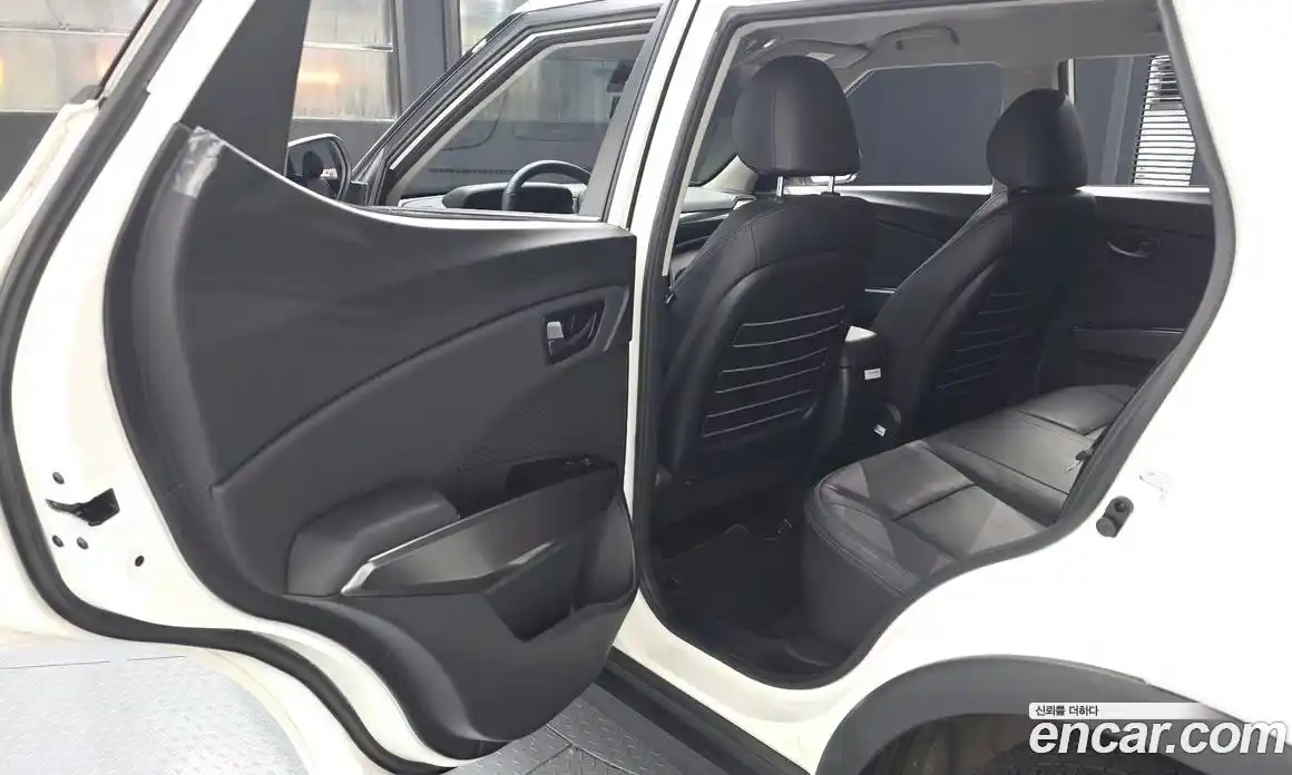 SsangYong TIBOLI 2025 1.6 автомат (гидро), фото 16