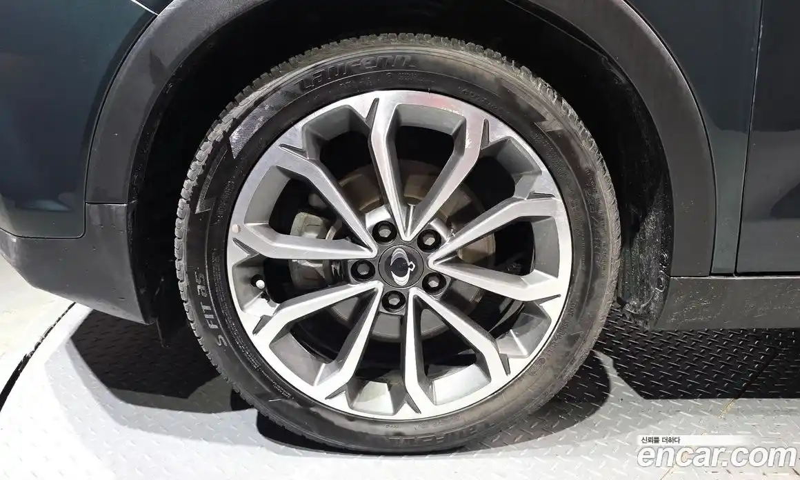 SsangYong TIBOLI 2017 1.6 автомат (гидро), фото 5
