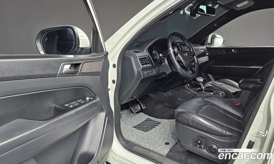 SsangYong Rexton 2021 2.2 автомат (гидро), фото 10