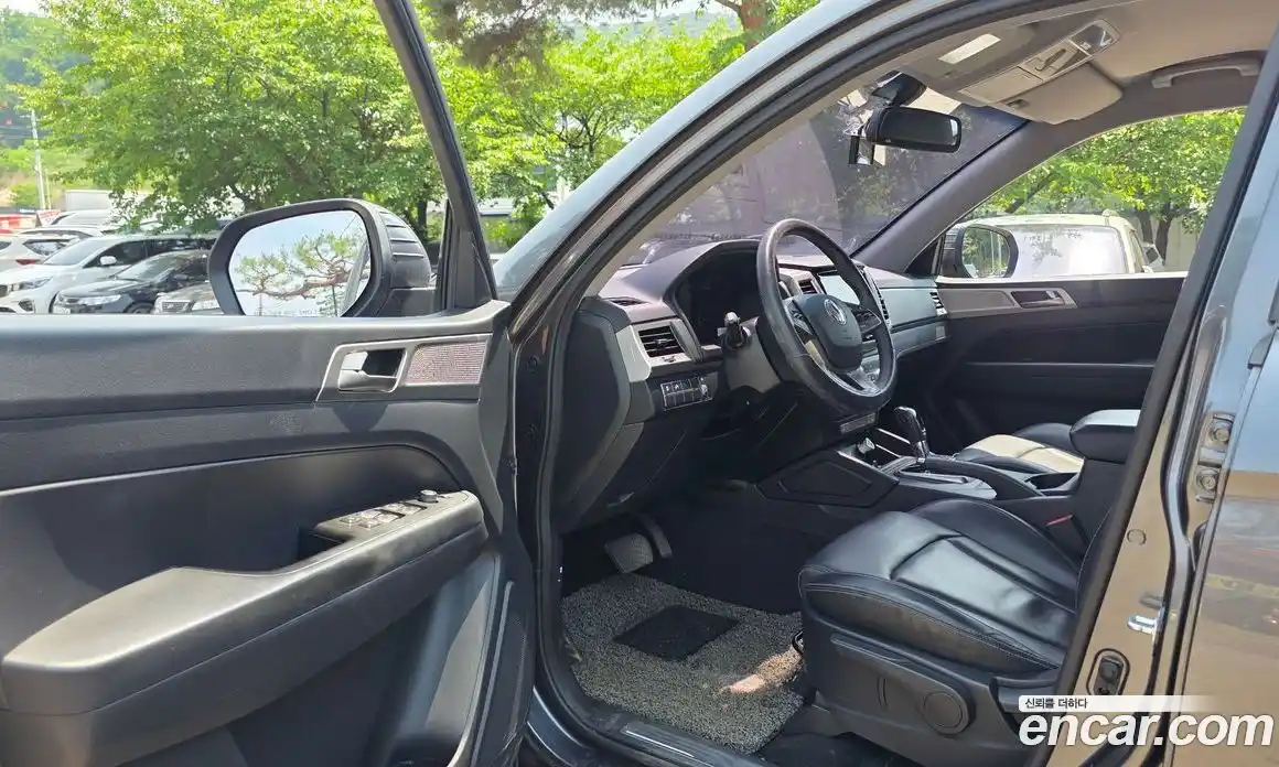 SsangYong Rexton 2018 2.2 автомат (гидро), фото 10