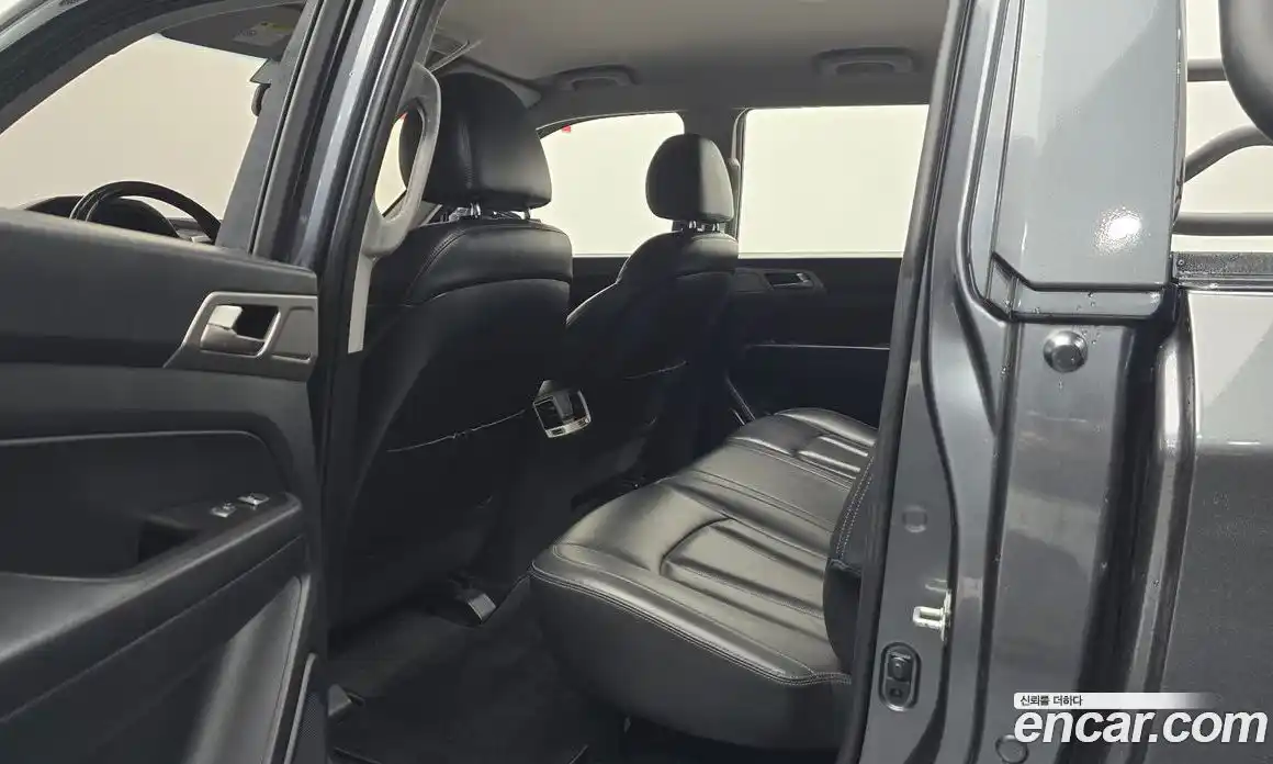 SsangYong Rexton 2018 2.2 автомат (гидро), фото 11
