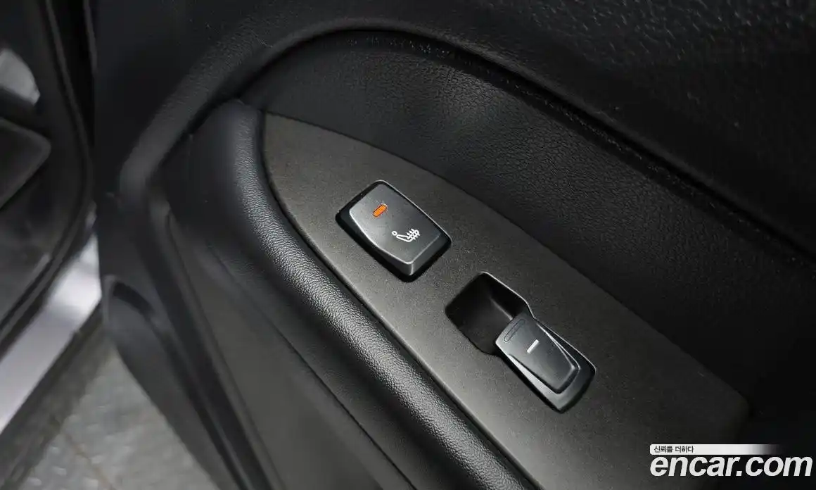 SsangYong Rexton 2018 2.2 автомат (гидро), фото 16