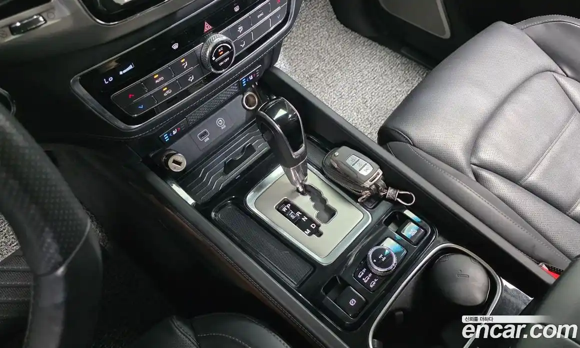 SsangYong Rexton 2017 2.2 автомат (гидро), фото 12