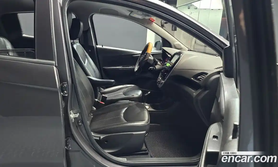 Chevrolet Spark 2016 1.0 автомат (гидро), фото 16