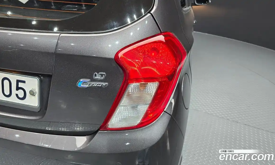 Chevrolet Spark 2016 1.0 автомат (гидро), фото 9