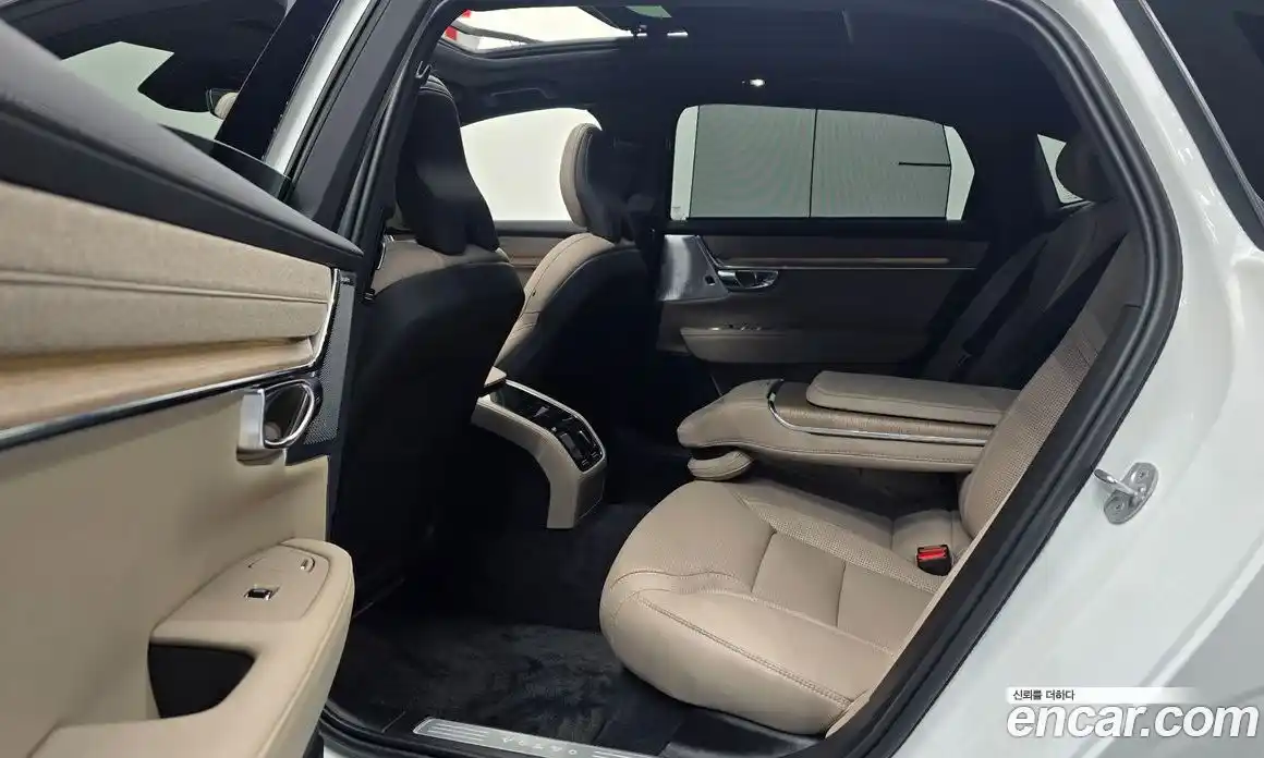 Volvo S90 2025 2.0 автомат (гидро), фото 17