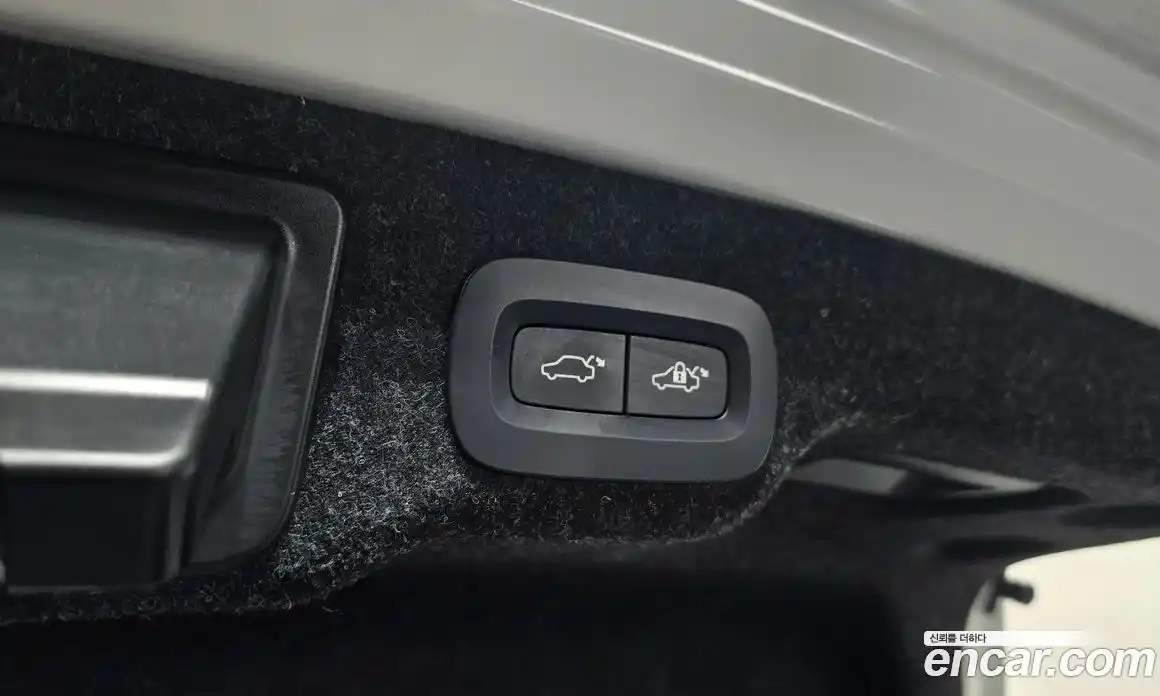 Volvo S90 2025 2.0 автомат (гидро), фото 23