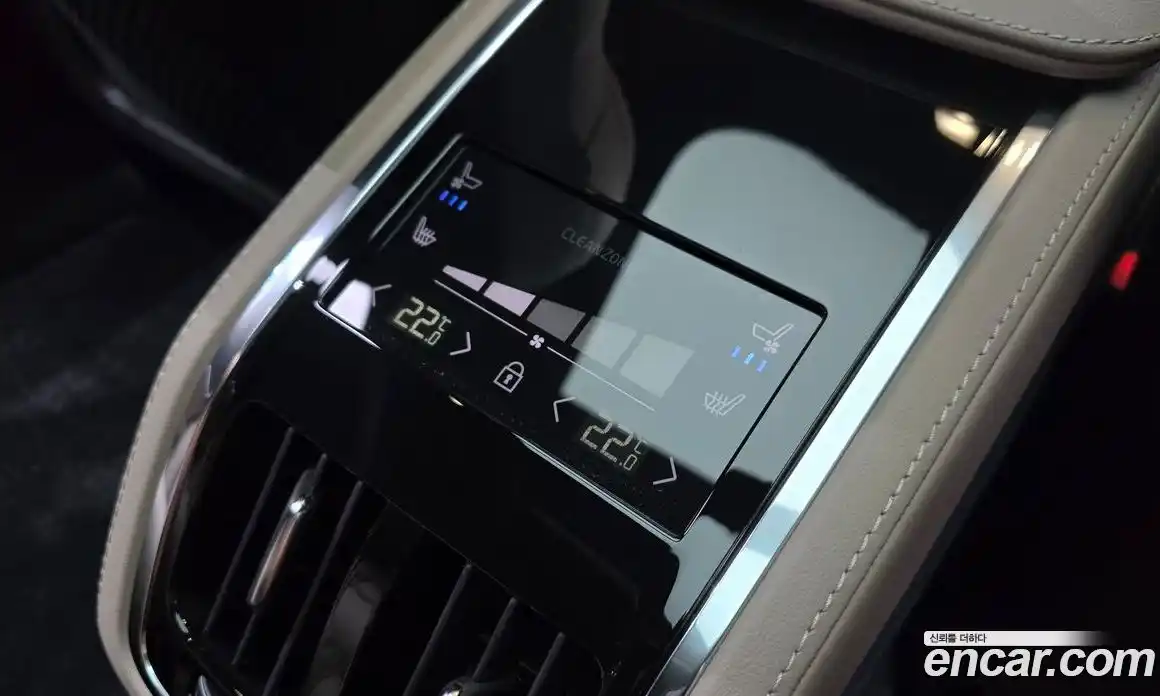 Volvo S90 2025 2.0 автомат (гидро), фото 24