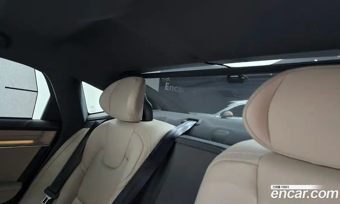 Volvo S90 2025 2.0 автомат (гидро), фото 31