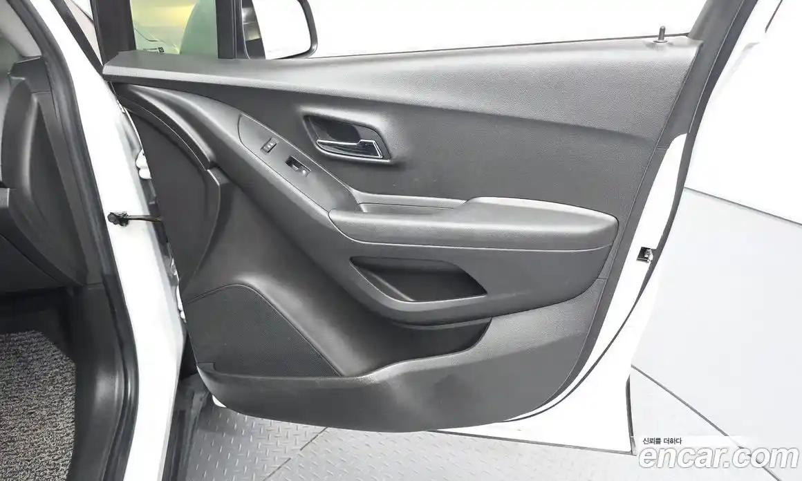 Chevrolet Trax 2019 1.6 автомат (гидро), фото 14