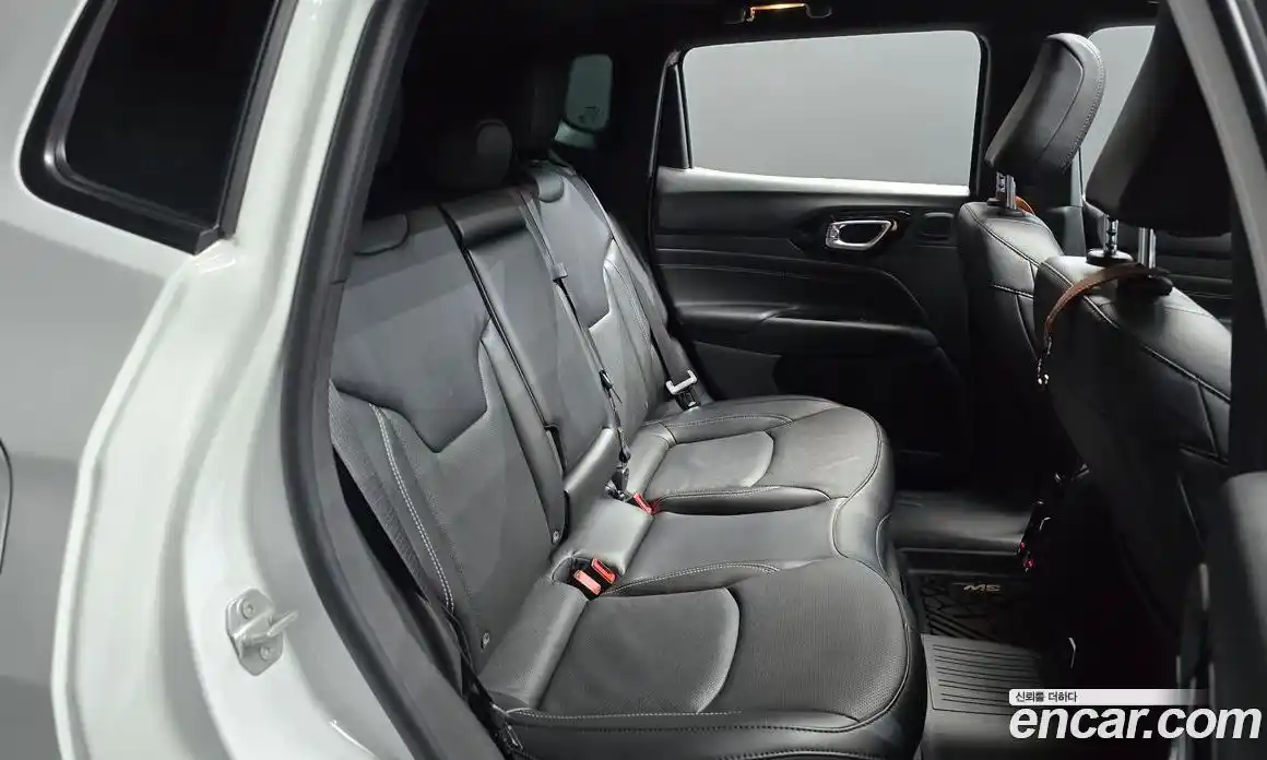 Jeep Compass 2022 2.4 автомат (гидро), фото 17