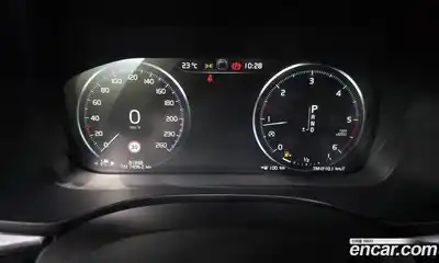 Volvo XC60 2019 2.0 автомат (гидро), миниатюра 11