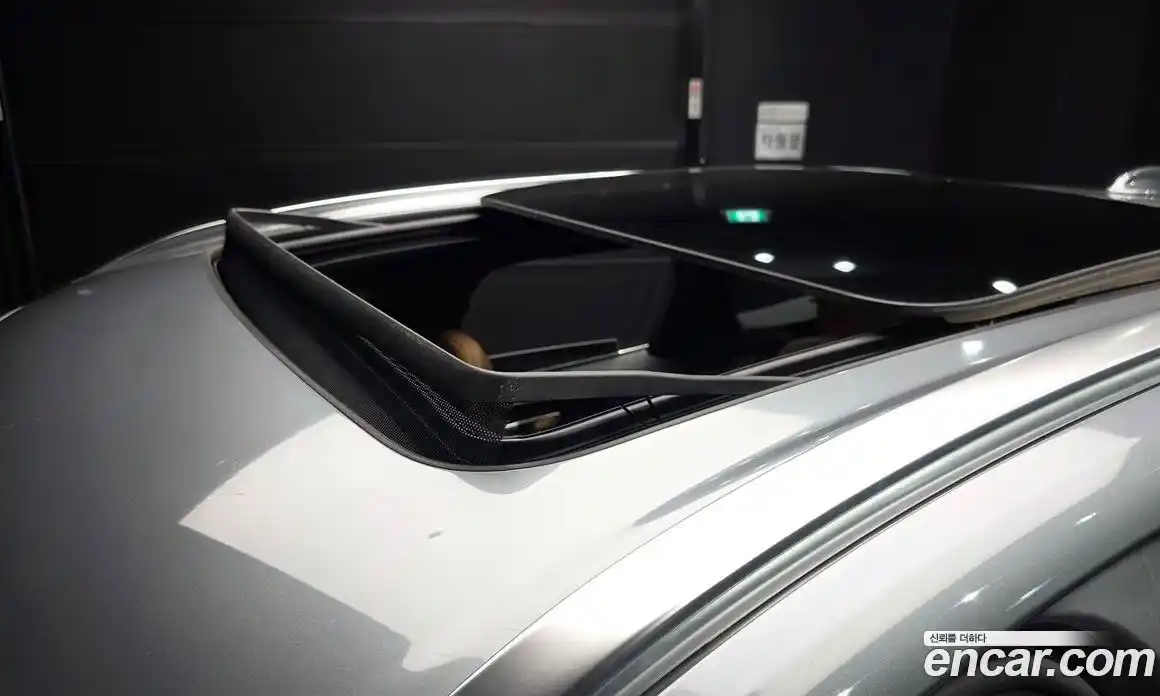 Volvo XC60 2019 2.0 автомат (гидро), фото 28