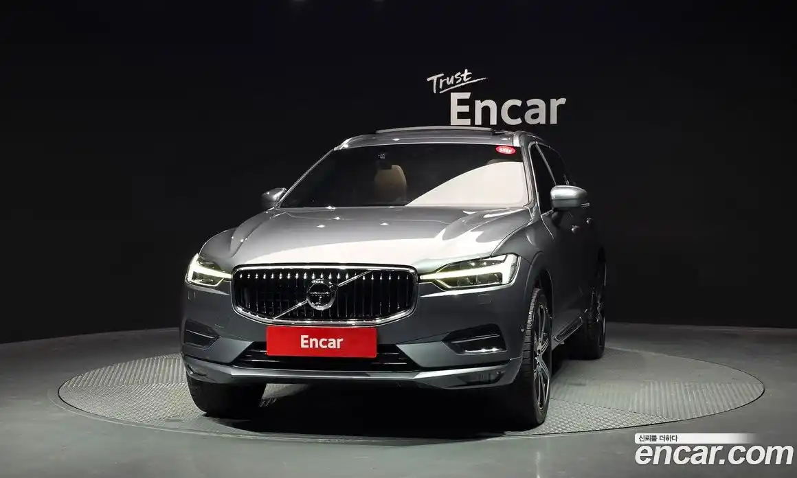 Volvo XC60 2019 2.0 автомат (гидро), фото 3