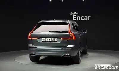 Volvo XC60 2019 2.0 автомат (гидро), миниатюра 4