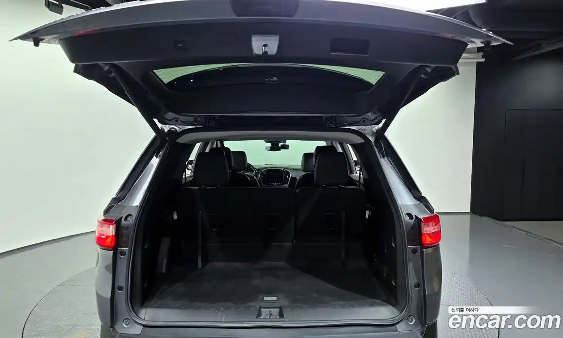 Chevrolet Traverse 2020 3.6 автомат (гидро), фото 25