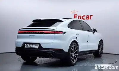 Porsche Cayenne 2023 3.0 автомат (гидро), миниатюра 2