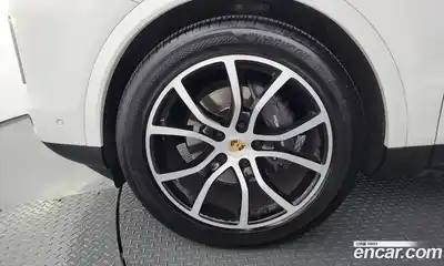 Porsche Cayenne 2023 3.0 автомат (гидро), миниатюра 5