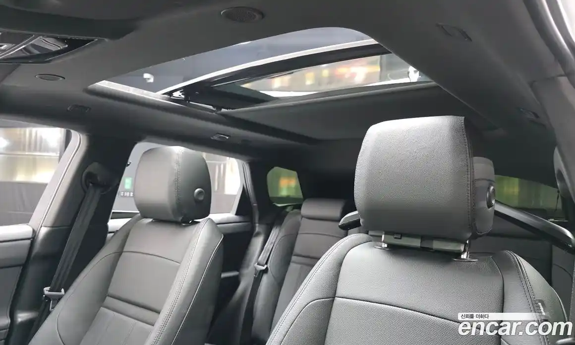 Land Rover Range Rover Evoque 2025 2.0 автомат (гидро), фото 18
