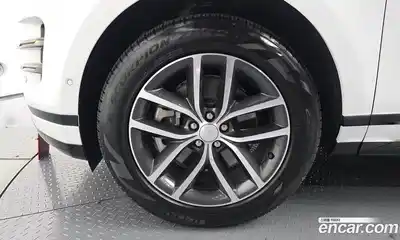 Land Rover Range Rover Evoque 2025 2.0 автомат (гидро), миниатюра 5