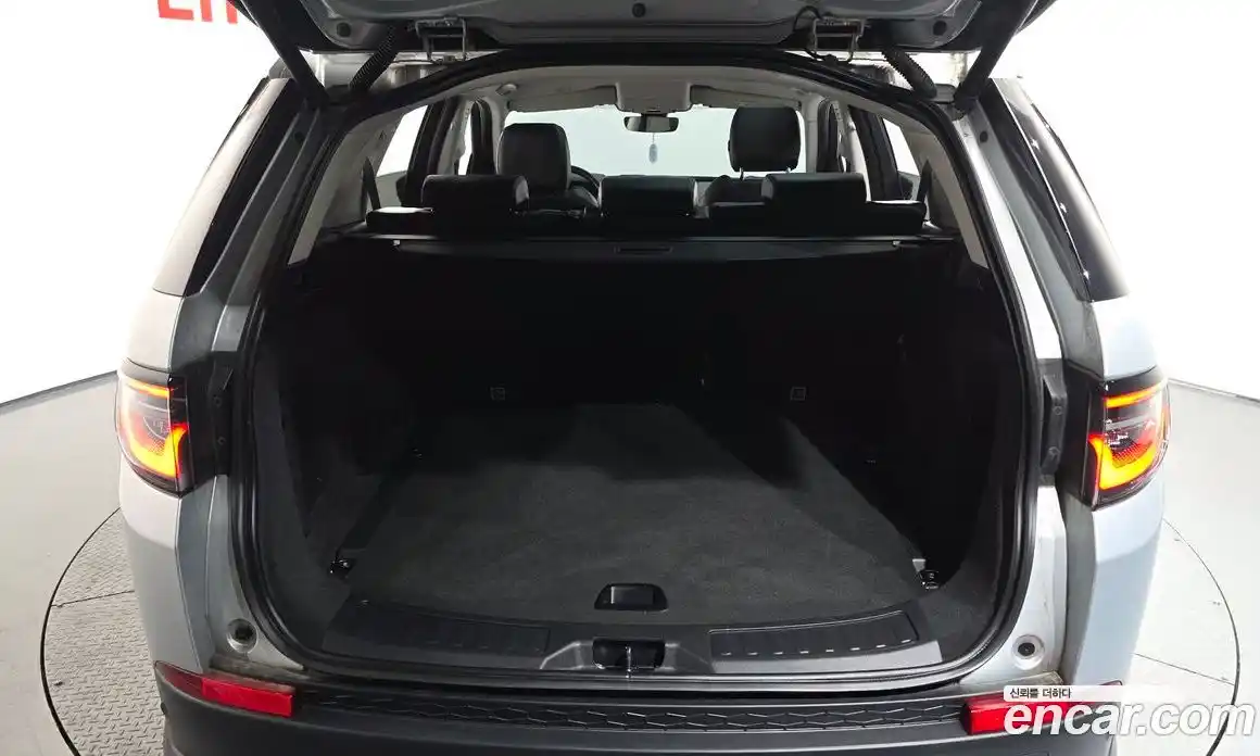 Land Rover Discovery Sport 2022 2.0 автомат (гидро), фото 17