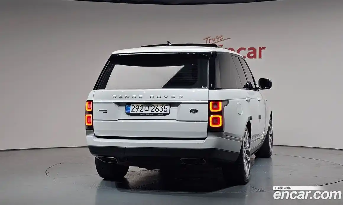 Land Rover Range Rover 2022 3.0 автомат (гидро), фото 3