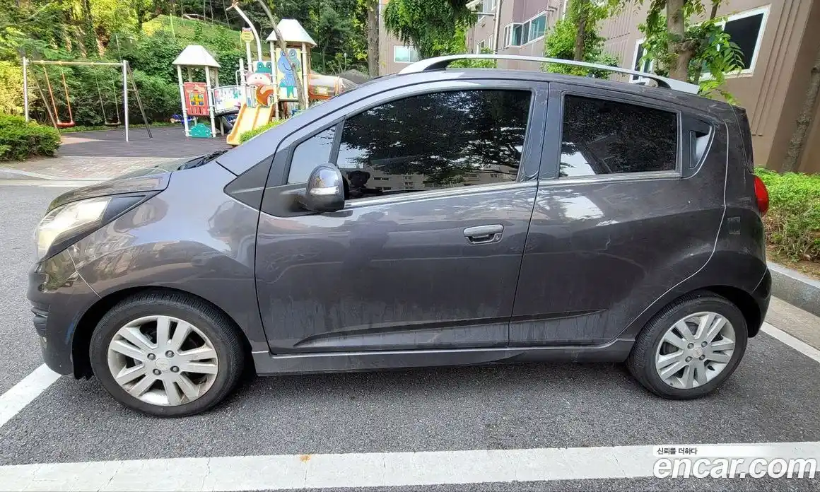 Chevrolet Spark 2014 1.0 автомат (вариатор), фото 3
