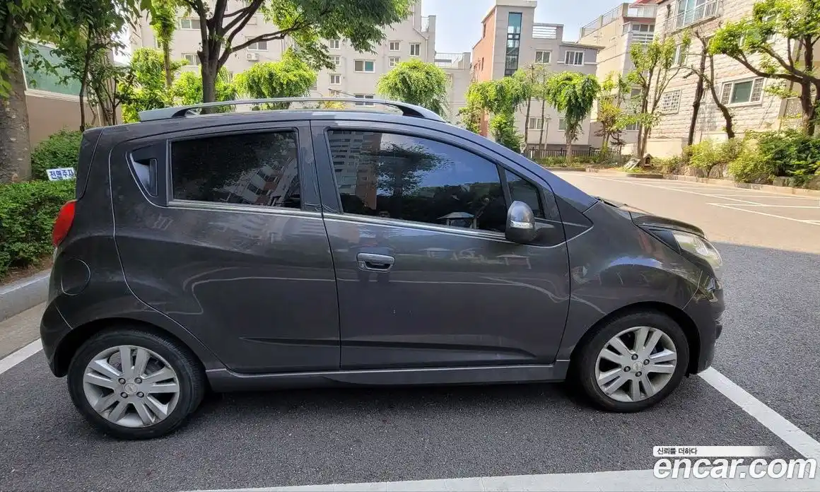 Chevrolet Spark 2014 1.0 автомат (вариатор), фото 4