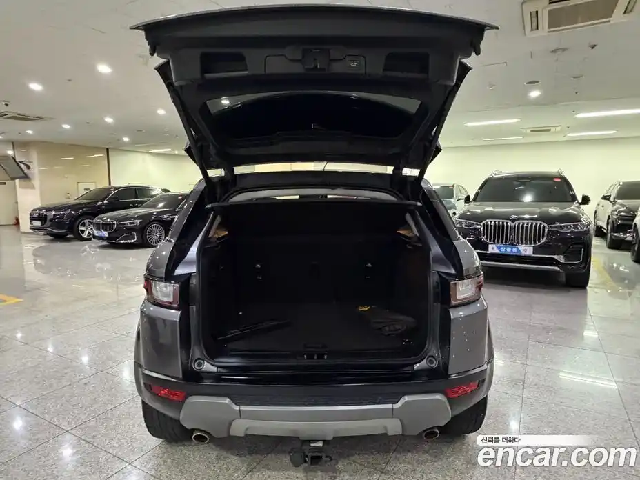 Land Rover Range Rover Evoque 2018 2.0 автомат (гидро), фото 19
