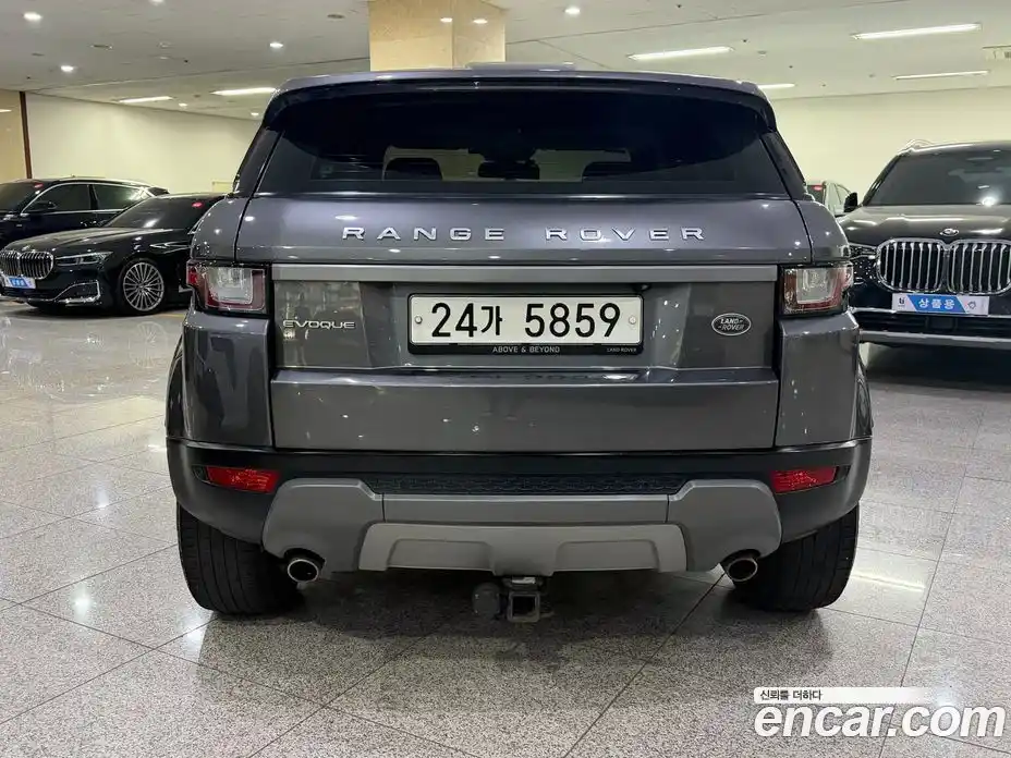 Land Rover Range Rover Evoque 2018 2.0 автомат (гидро), фото 4
