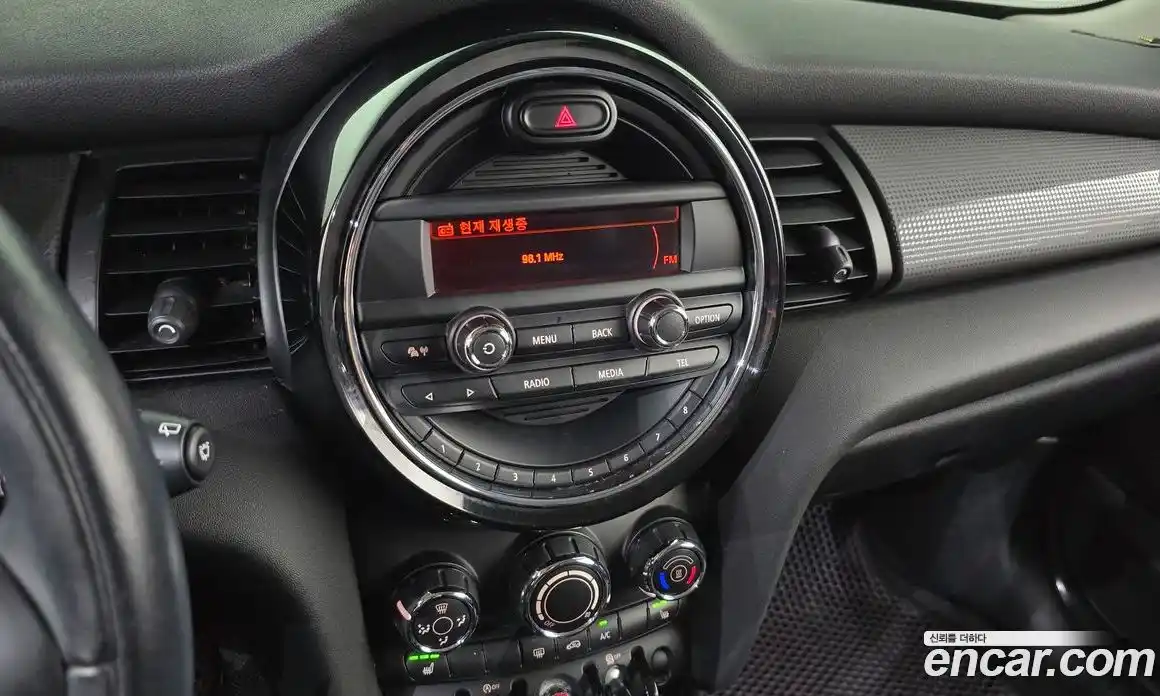 Mini Cooper 2014 1.5 автомат (гидро), фото 17