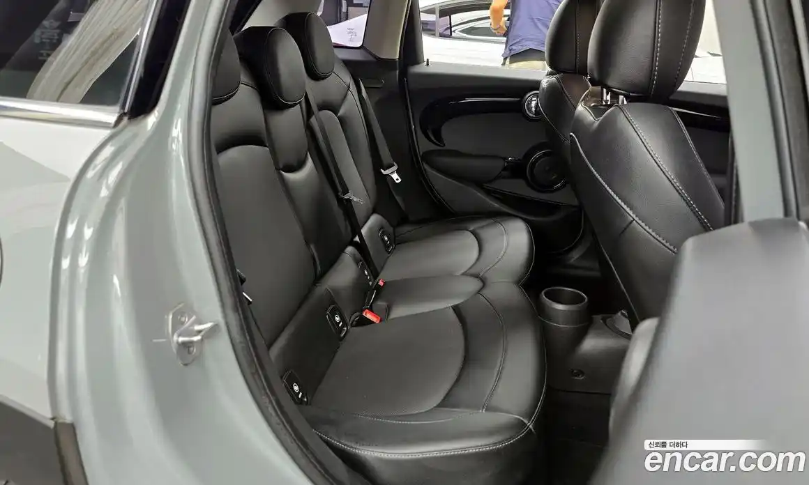 Mini Cooper 2017 1.5 автомат (гидро), фото 17