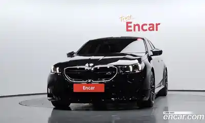 BMW M5 2025 4.4 автомат (гидро), миниатюра 3