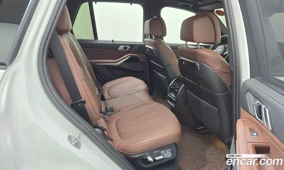 BMW X5 2025 3.0 автомат (гидро), фото 26