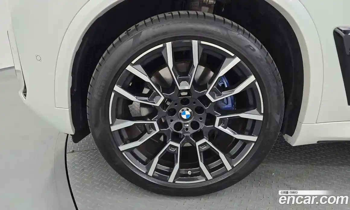 BMW X5 2025 3.0 автомат (гидро), фото 5