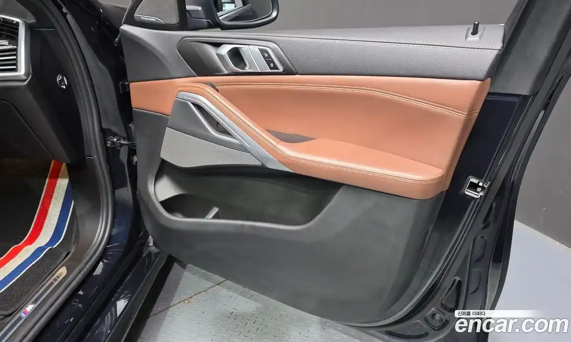 BMW X6 2023 3.0 автомат (гидро), фото 14