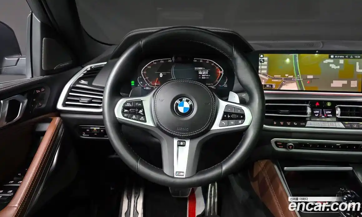 BMW X6 2023 3.0 автомат (гидро), фото 20