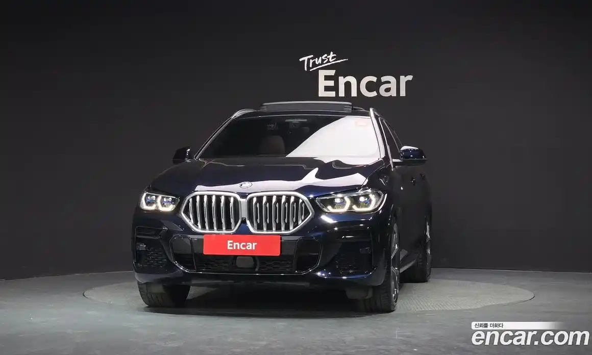 BMW X6 2023 3.0 автомат (гидро), фото 3