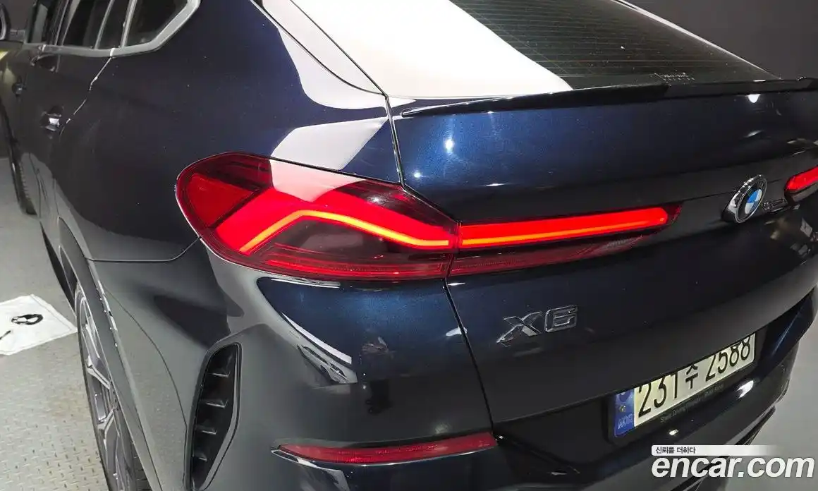 BMW X6 2023 3.0 автомат (гидро), фото 9